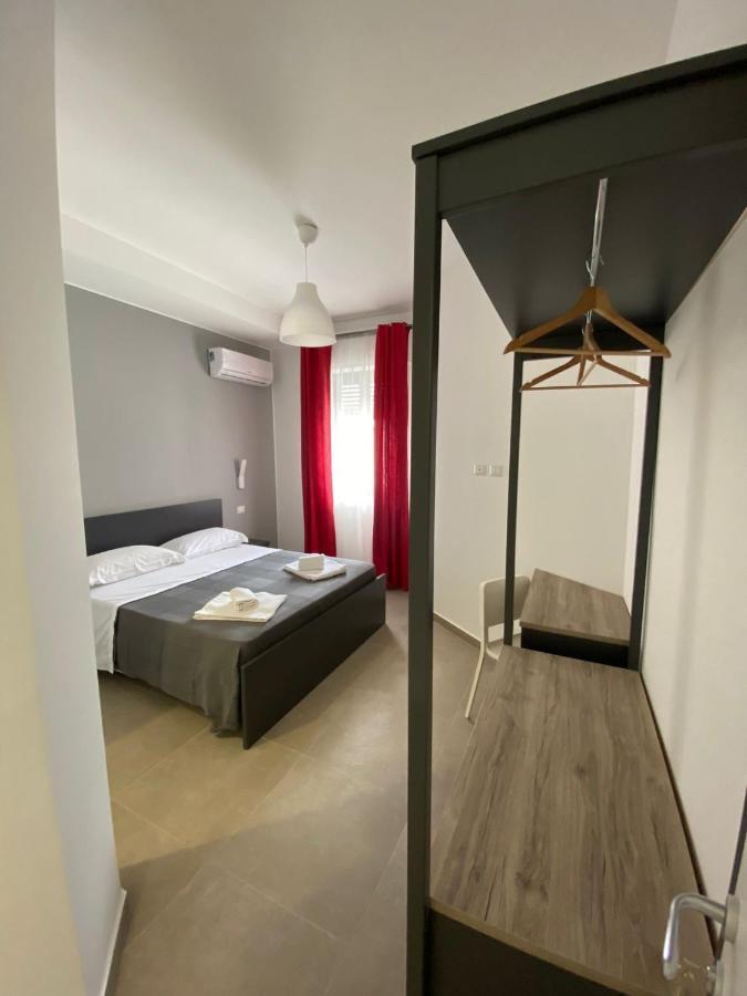 Aeroporto Katane Rooms Catania Luaran gambar