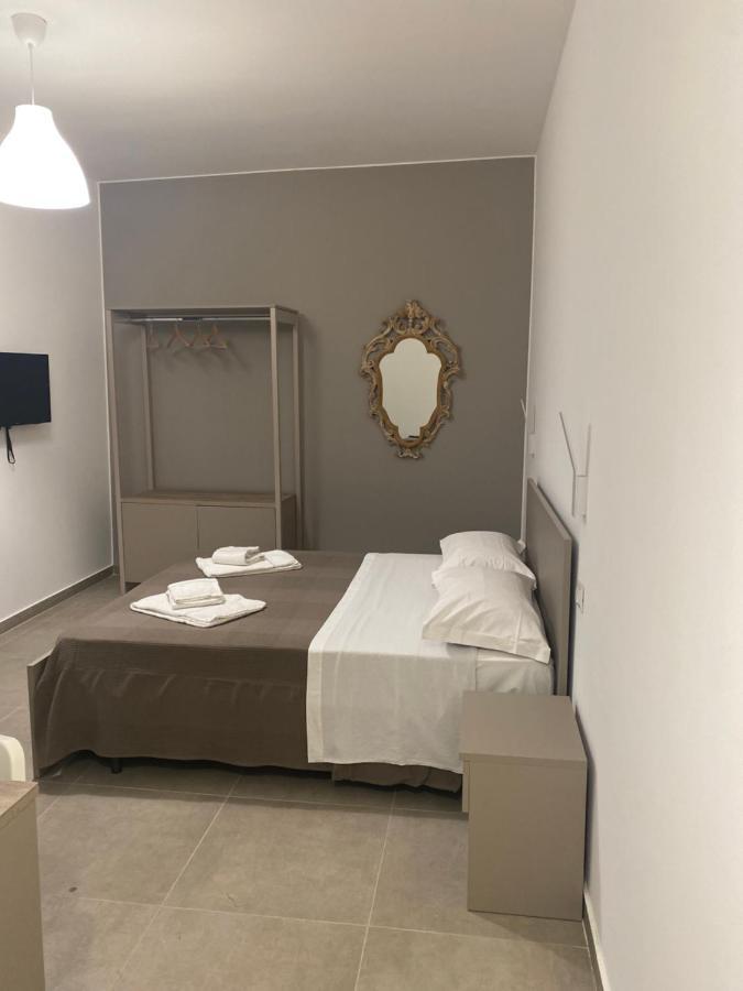 Aeroporto Katane Rooms Catania Luaran gambar