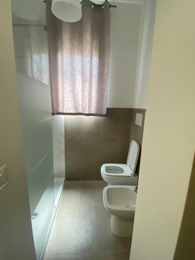 Aeroporto Katane Rooms Catania Luaran gambar