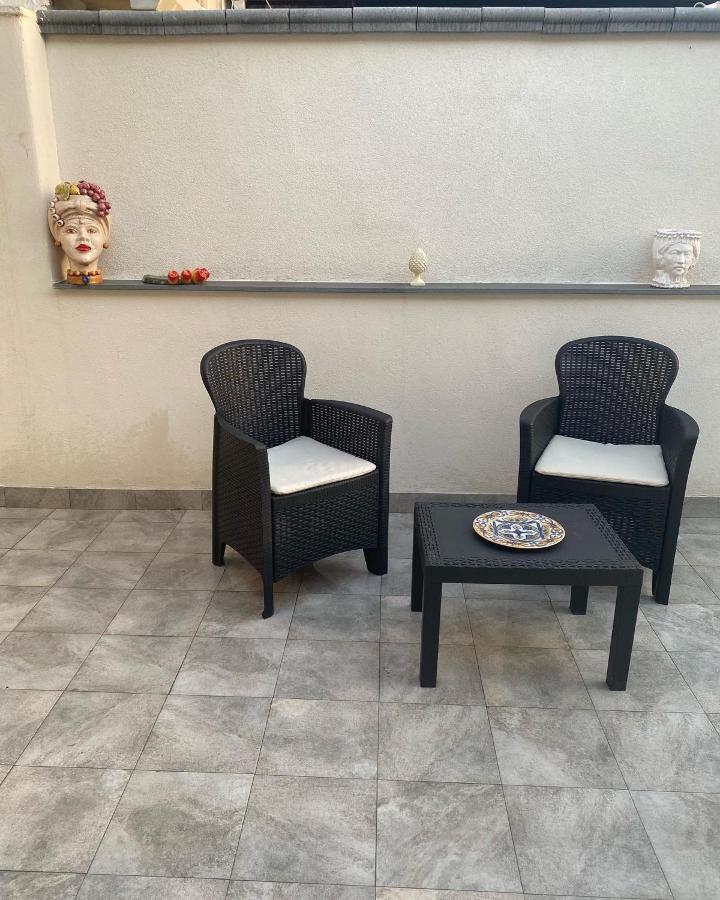 Aeroporto Katane Rooms Catania Luaran gambar